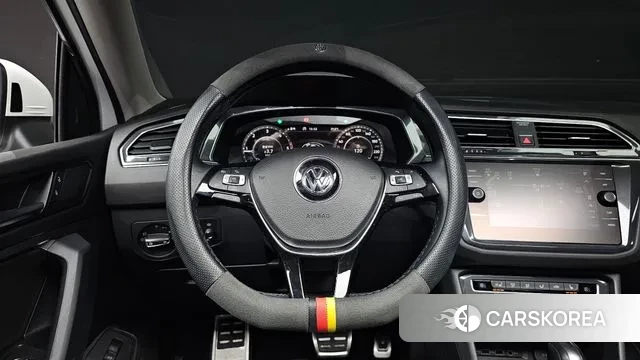 Volkswagen Tiguan Allspace 2018 Белый из Кореи, фото 4