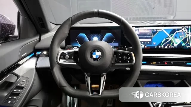 BMW 5 Series (G60) 2024 Черный из Кореи, фото 4