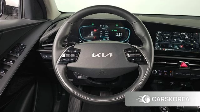 Kia Di Ol Nu Niro 2022 Белый из Кореи, фото 4