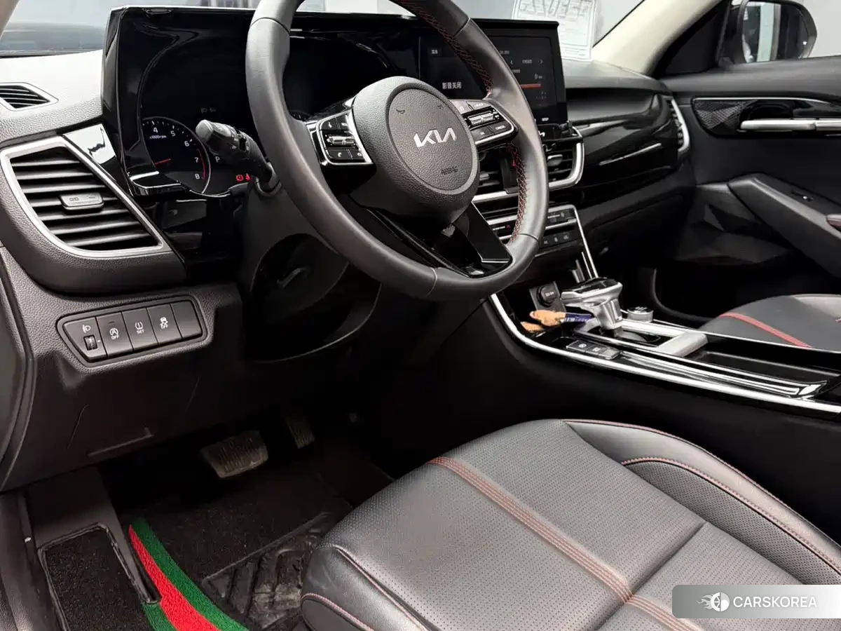 Kia KX3 proud run 2022 Белый из Китая, фото 4