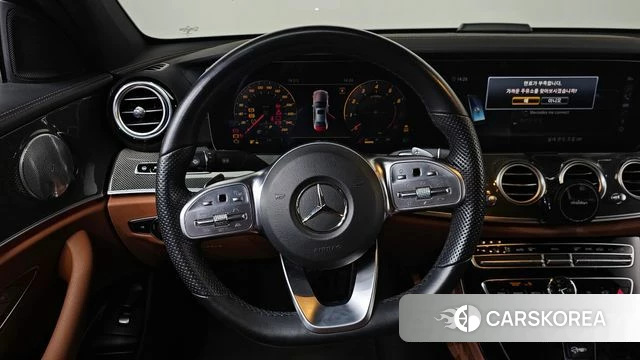 Mercedes-Benz E-Class W213 2019 Белый из Кореи, фото 4