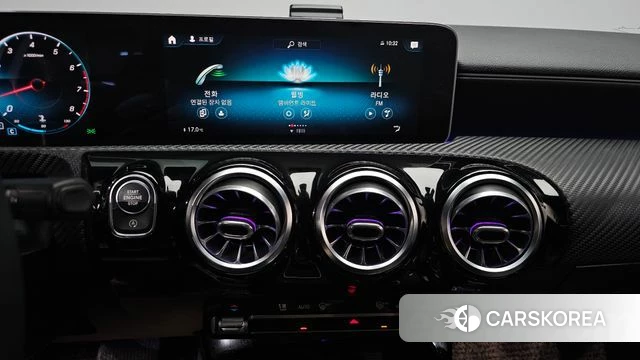 Mercedes-Benz A-Class W177 2020 Белый из Кореи, фото 4