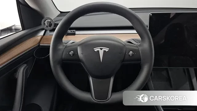 Tesla Model Y 2024 Белый из Кореи, фото 4