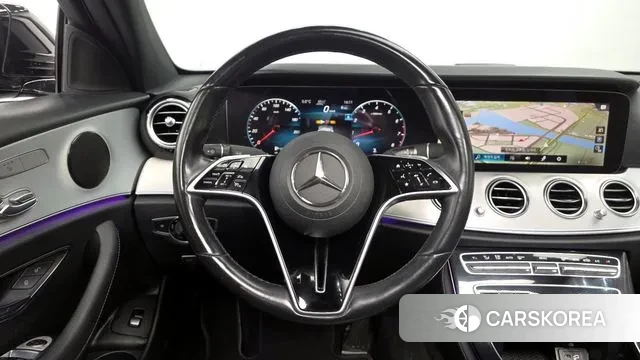 Mercedes-Benz E-Class W213 2021 Черный из Кореи, фото 4
