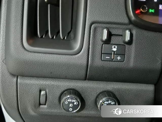 Chevrolet (GM Daewoo) Real New Colorado 2022 Белый из Кореи, фото 4