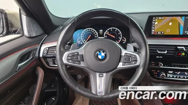 BMW 5 Series (G30) 2019 Черный из Кореи, фото 4