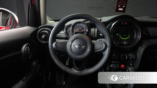 Mini Cooper 2018 Красный из Кореи, фото 4