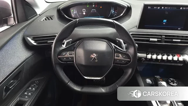 Peugeot 5008 second generation 2018 Серый из Кореи, фото 4