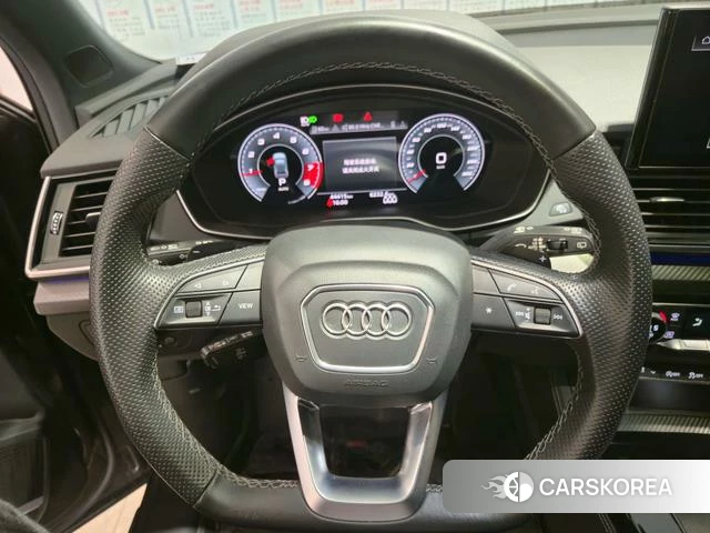 Audi Q5L Sportback 2021 Темно-серый из Китая, фото 4