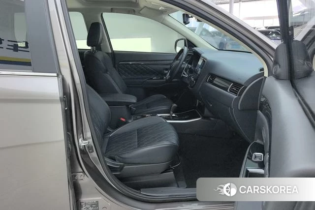 Mitsubishi  Outlander 2021 Другой из Китая, фото 4