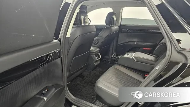 Hyundai Grandeur Hybrid (GN7) 2023 Черный из Кореи, фото 4