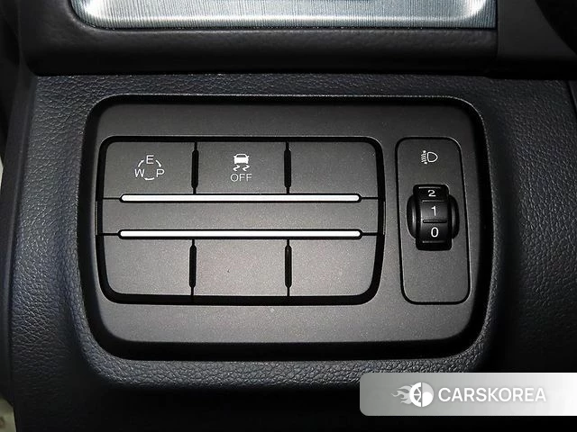 Ssangyong Tivoli Armor 2018 Белый из Кореи, фото 4