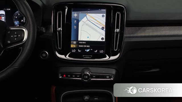 Volvo XC40 2018 Серебряный из Кореи, фото 4