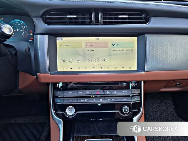 Jaguar XF (X260) 2018 Черный из Кореи, фото 4