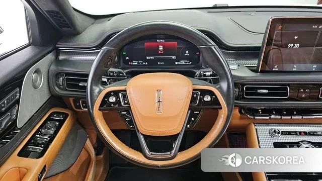 Lincoln Aviator 2nd generation 2020 Белый из Кореи, фото 4