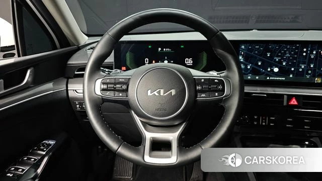 Kia The New K5 3rd generation 2025 Белый из Кореи, фото 4