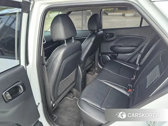 Hyundai Venue 2019 Белый из Кореи, фото 4