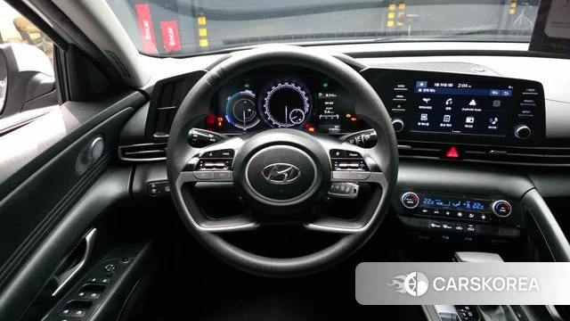 Hyundai Avante Hybrid (CN7) 2021 Серебристо-серый из Кореи, фото 4