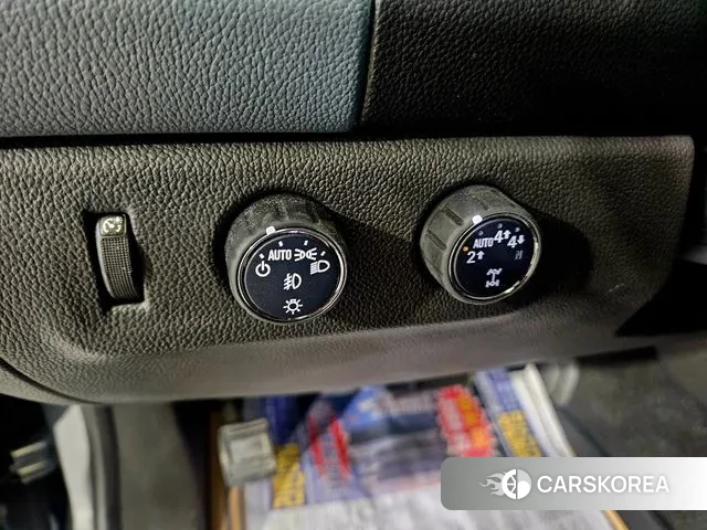 Chevrolet (GM Daewoo) Real New Colorado 2022 Серый из Кореи, фото 4