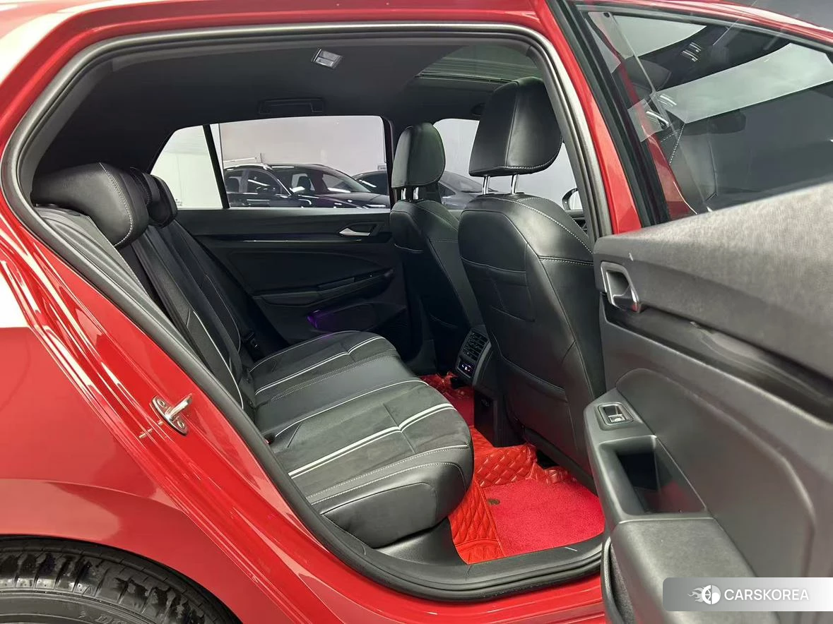 Volkswagen Golf 2020 Красный из Китая, фото 4