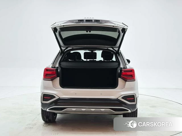 Audi Q2L 2022 Белый из Китая, фото 4