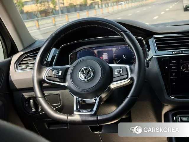 Volkswagen Tiguan L 2020 Черный из Китая, фото 4