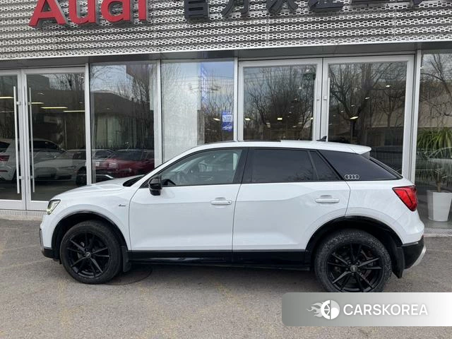 Audi Q2L 2019 Белый из Китая, фото 4