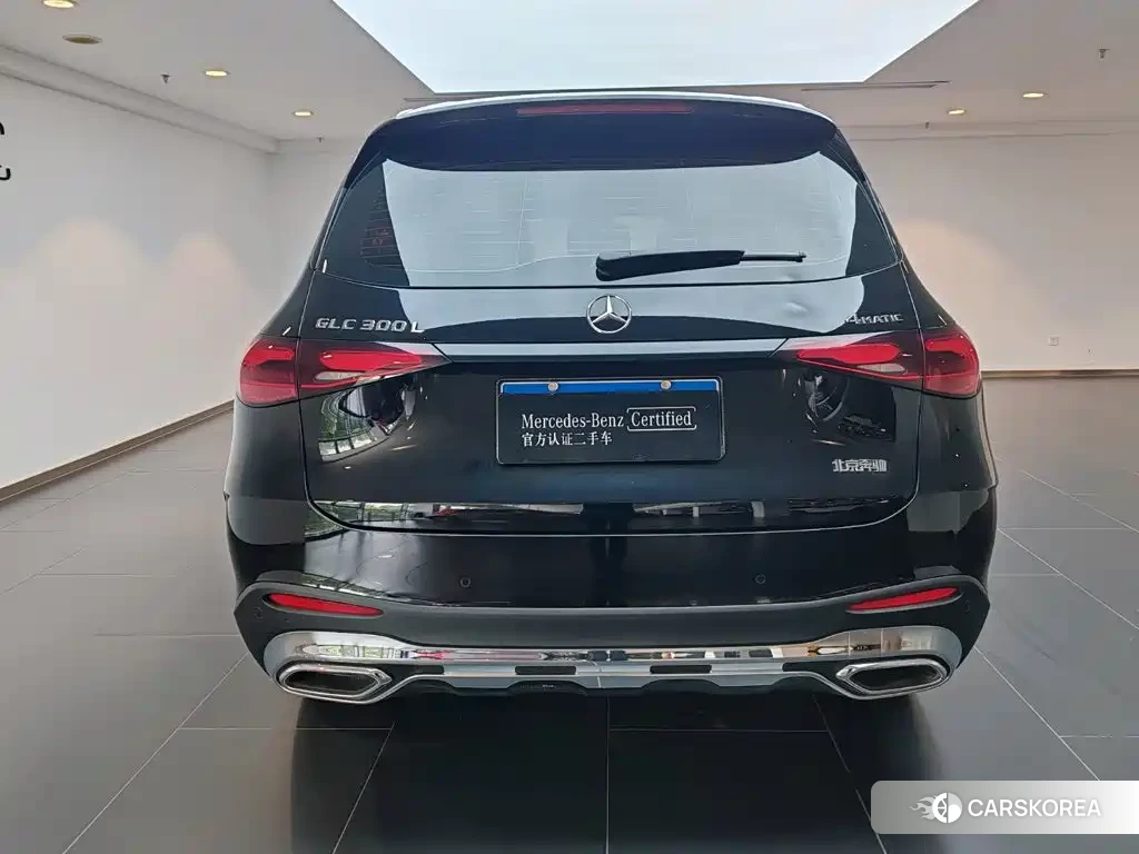 Mercedes-Benz GLC 2025 Черный из Китая, фото 4