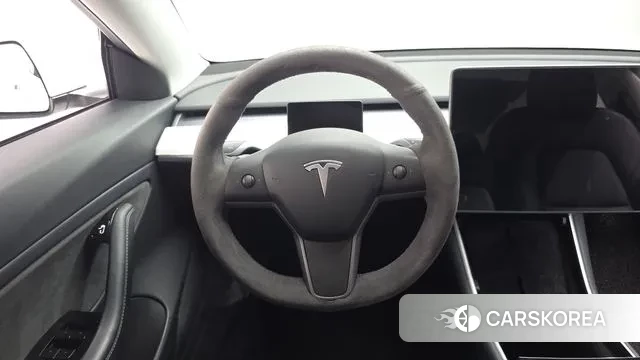 Tesla Model 3 2020 Белый из Кореи, фото 4
