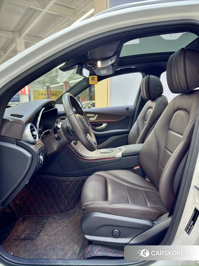 Mercedes-Benz GLC 2022 Белый из Китая, фото 4