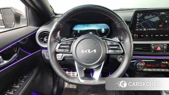 Kia The New K3 2nd generation 2021 Белый из Кореи, фото 4