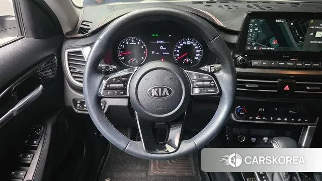 Kia Seltos 2021 Белый из Кореи, фото 4