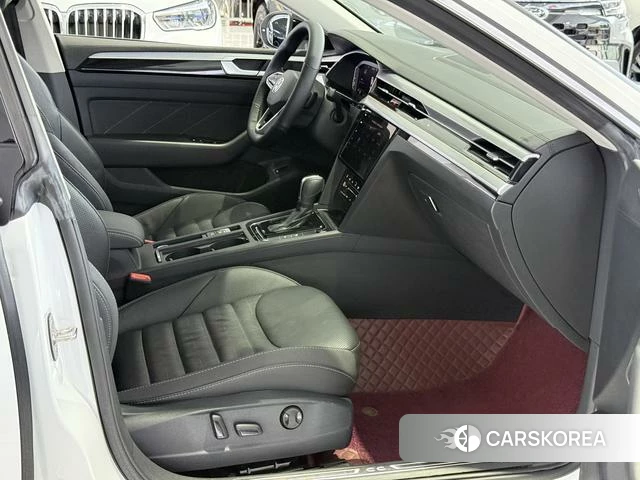 Volkswagen CC 2021 Белый из Китая, фото 4