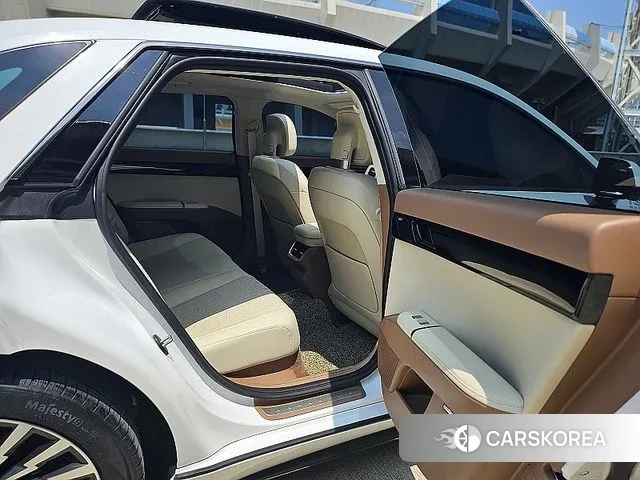 Hyundai Grandeur (GN7) 2023 Белый из Кореи, фото 4