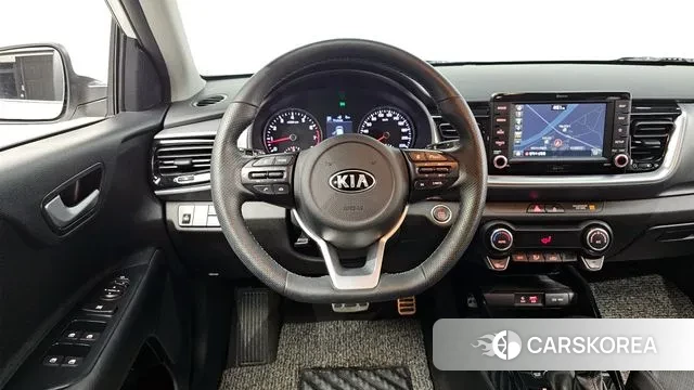 Kia Stonic 2018 Белый из Кореи, фото 4