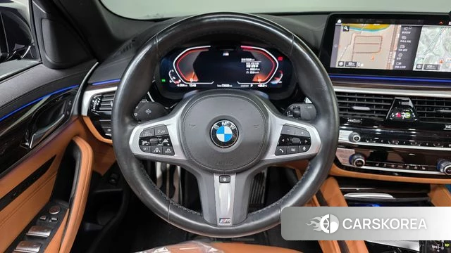 BMW 5 Series (G30) 2021 Черный из Кореи, фото 4