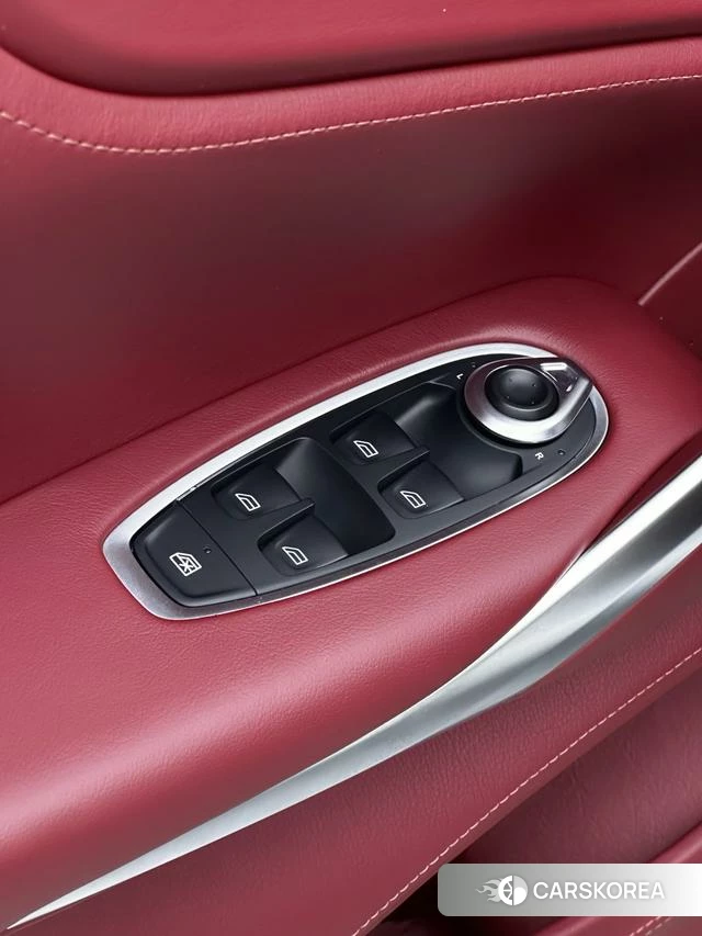 Aston Martin DBX 2022 Белый из Китая, фото 4