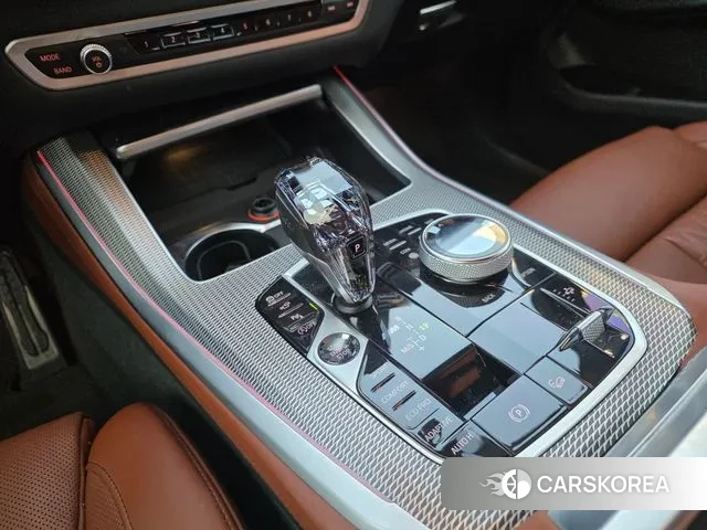 BMW X5 (G05) 2021 Темно-зеленый из Кореи, фото 4