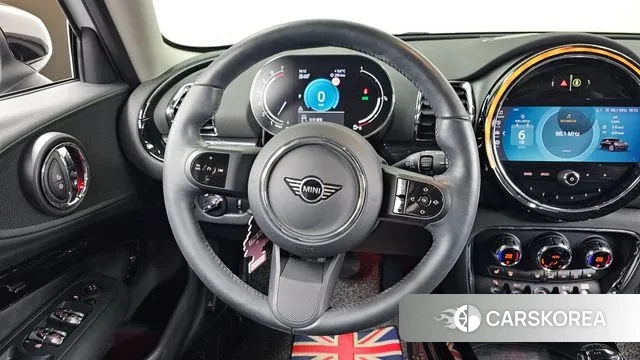 Mini Cooper Clubman 2023 Белый из Кореи, фото 4