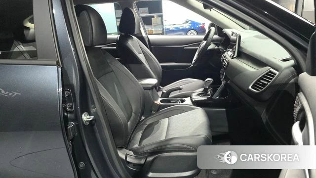 Kia Seltos 2021 Серый из Кореи, фото 4