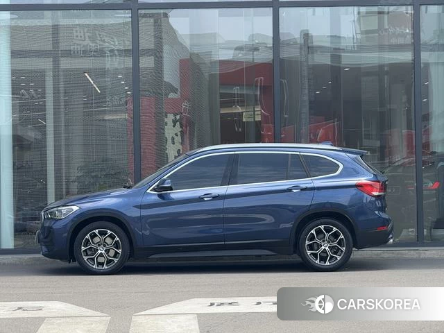BMW X1 2021 Синий из Китая, фото 4