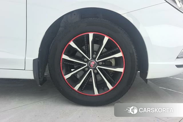 Roewe i5 2020 Белый из Китая, фото 4