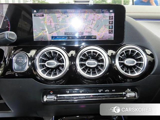 Mercedes-Benz GLA - Class H247 2021 Белый из Кореи, фото 4