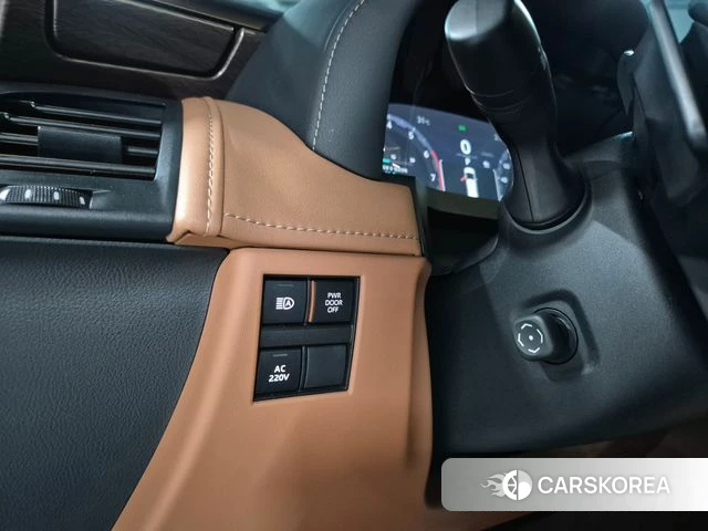 Toyota Alphard 4th Generation 2023 Черный из Кореи, фото 4