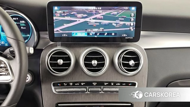 Mercedes-Benz GLC-Class X253 2021 Белый из Кореи, фото 4