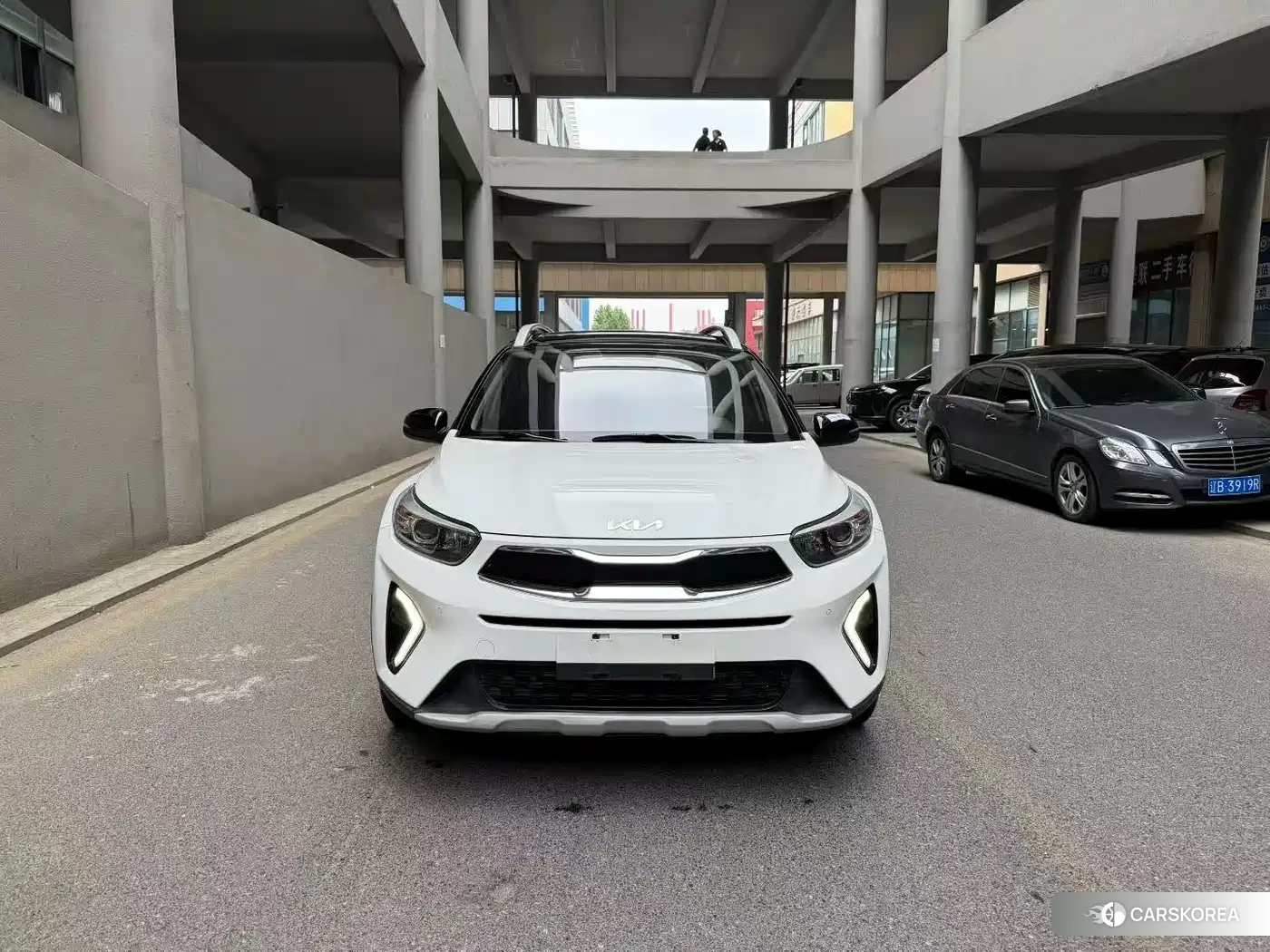 Kia KX1 2023 Белый из Китая, фото 4