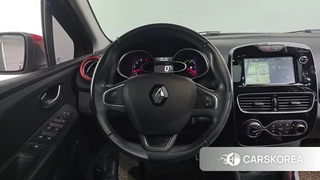 Renault Korea (Samsung) Clio 2019 Красный из Кореи, фото 4