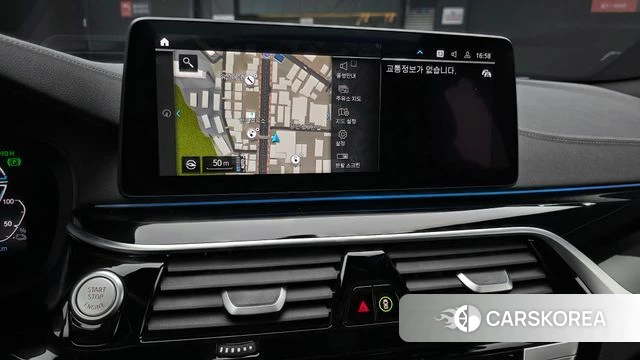 BMW 5 Series (G30) 2023 Серебристо-серый из Кореи, фото 4
