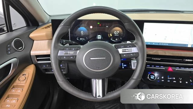 Hyundai Sonata D Edge (DN8) 2024 Светло-серебряный цвет из Кореи, фото 4