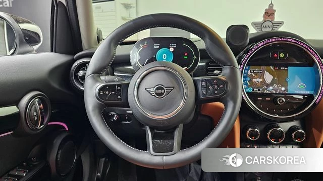 Mini Cooper S 2023 Белый из Кореи, фото 4
